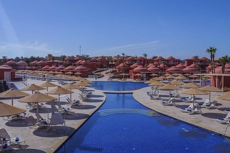 Pickalbatros Laguna Club Resort