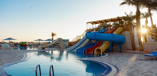 EMPIRE BEACH AQUA PARK